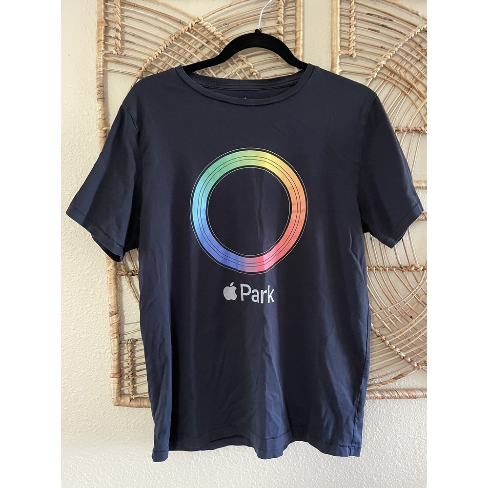 Apple Park T Shirt California 95014 Infinite Loop Rainbow Ring Women's Size M